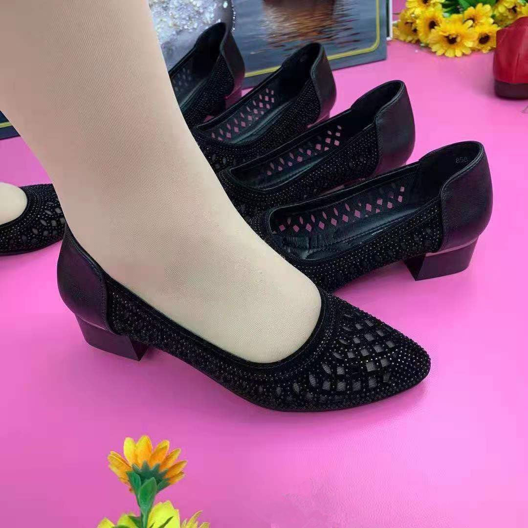✨🔥【35-41】Hlavně prodávané duté prodyšné dámské sandály s diamantovou síťovinou 3922542