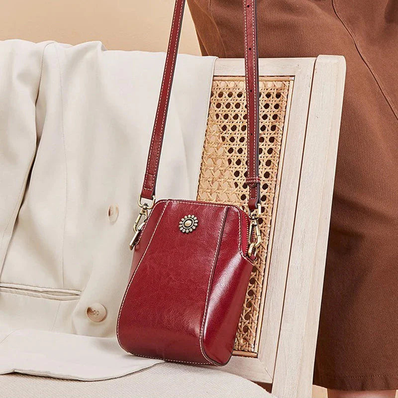 ✨👜【Letní slevy】Elegantní dámská crossbody kabelka z měkké PU kůže – stylová, kompaktní, ideální pro mobilní telefon, klíče a peněženku