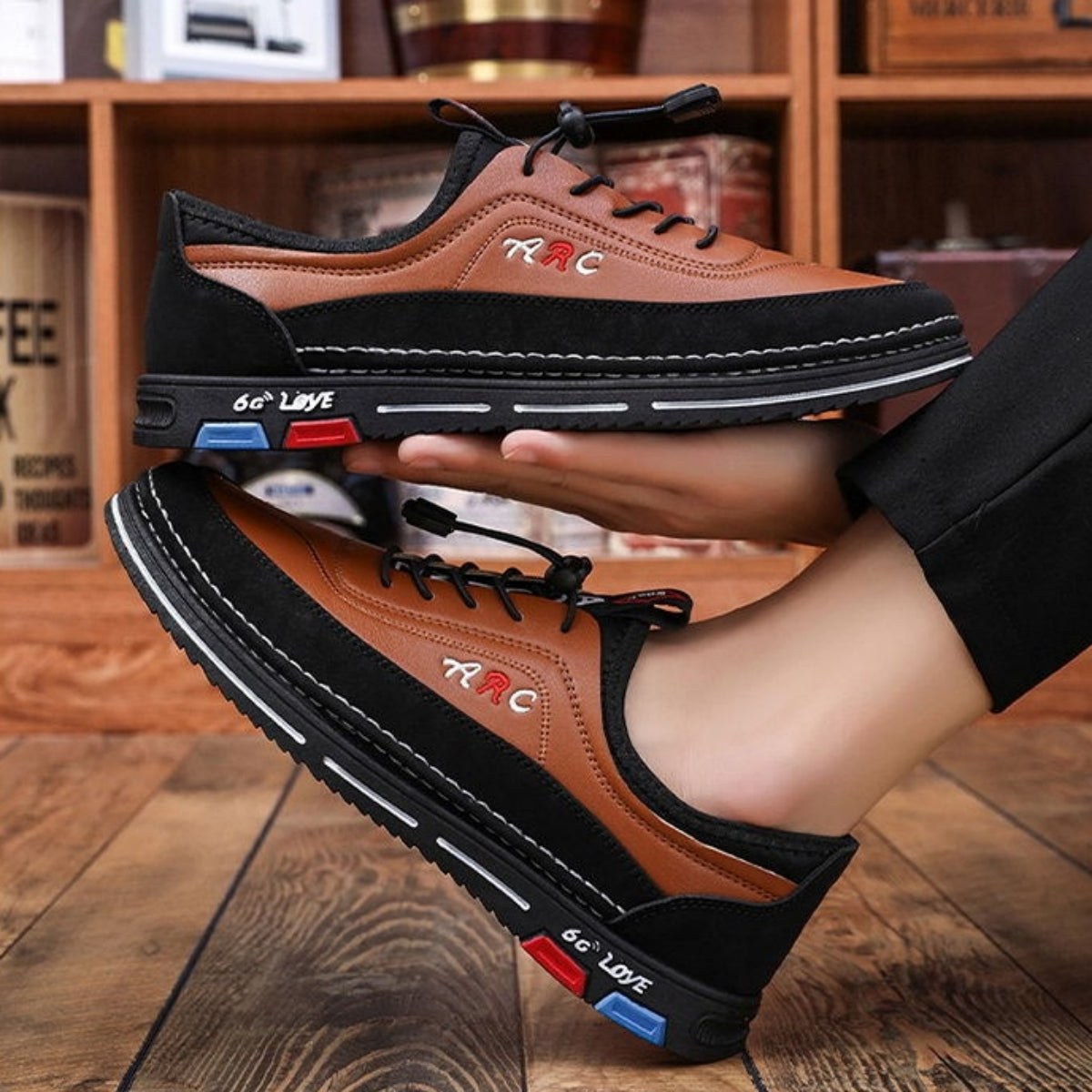 💯🔥【39–48】【Koupíš 1, dostaneš 1 zdarma】Pánské kožené casual business boty – voděodolné, odolné proti skvrnám, s měkkou podrážkou pro pohodlné nošení