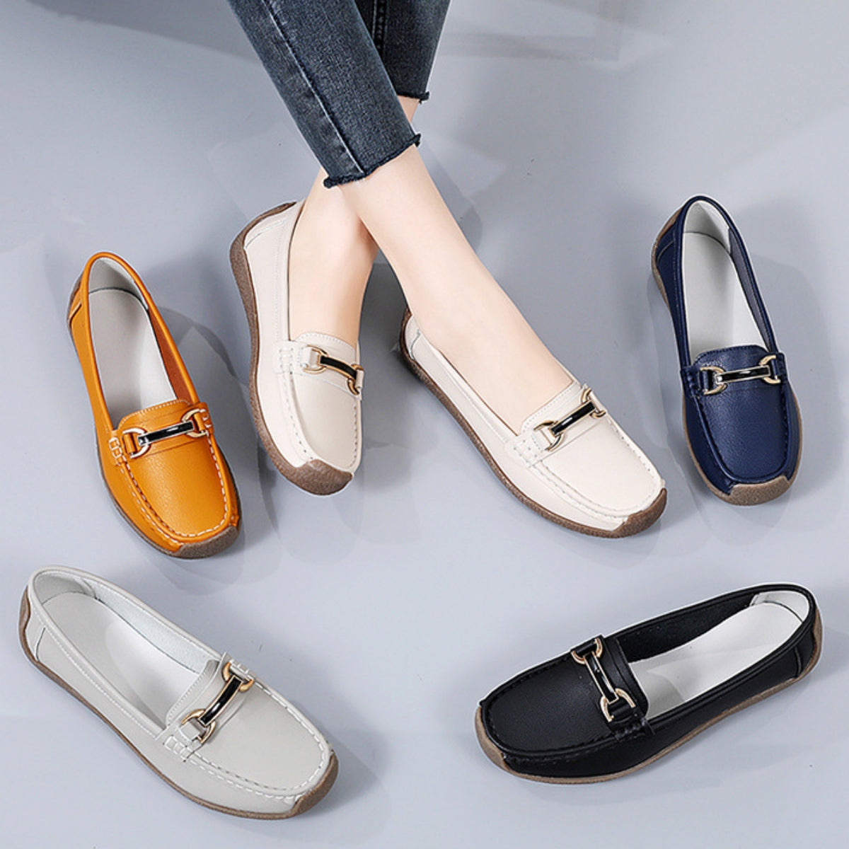 🎁🌸【Reducere Produse Noi】【35-44】Pantofi cu talpă plată pentru femei, noi, 2025, din piele moale, cu decorațiuni metalice într-o singură culoare 