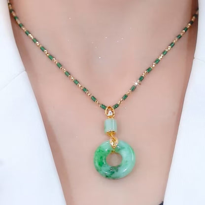 🔥2025 HOT SALE 🎁 Collar elegante con cierre de jade Hetian – Atrae armonía, felicidad y paz