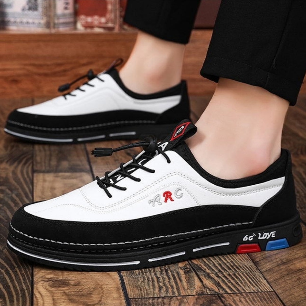 💯🔥【39-48】Los zapatos de negocios casuales para hombre están hechos de cuero impermeable y resistente a las manchas con una suela suave para un uso cómodo.