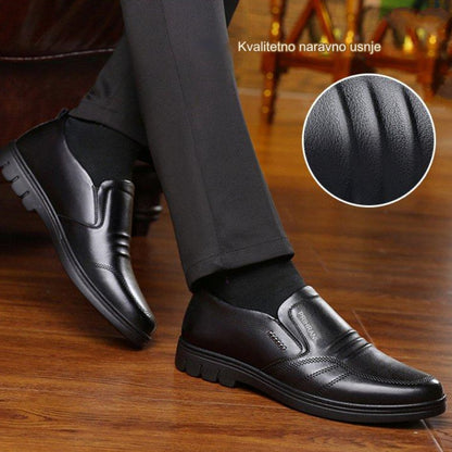 🎉🎁【Zimska posebna ponudba】👞【39-44】Moški usnjeni čevlji za prosti čas z mehkim podplatom – udobni, stilni in primerni za poslovne priložnosti