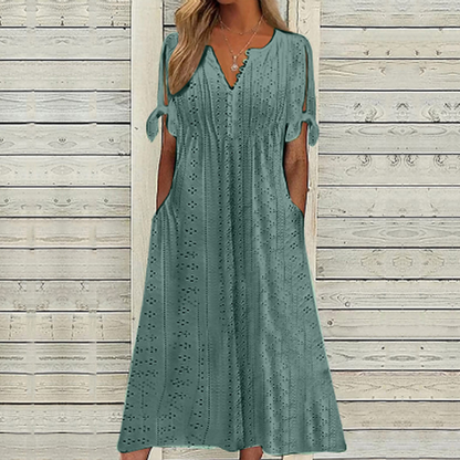 👗Rochie simplă și rafinată, într-o singură culoare 