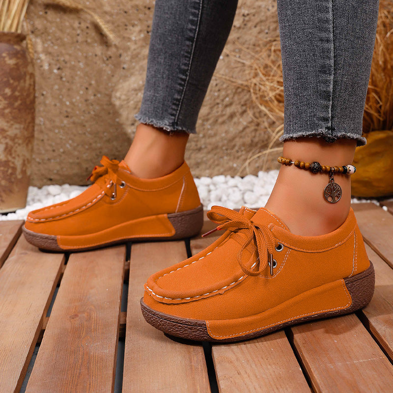 🔥🌟【50% popust】Ženski čevlji z debelim podplatom in okroglimi prsti – Udobni in moderni čevlji s podporo za stopala, ki blažijo udarce in pripomorejo k pravilnemu držanju telesa.